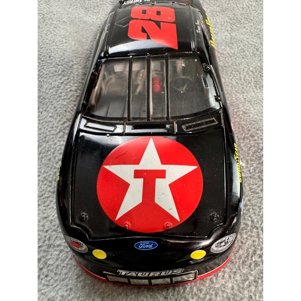 Action Kenny Irwin #28 Havoline Texaco 1999 Ford‎ Taurus 1:24 Diecast Stock Car